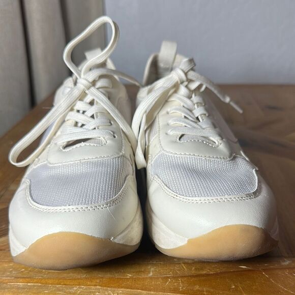 Cream Casual Sneakers - Picture 2 of 7